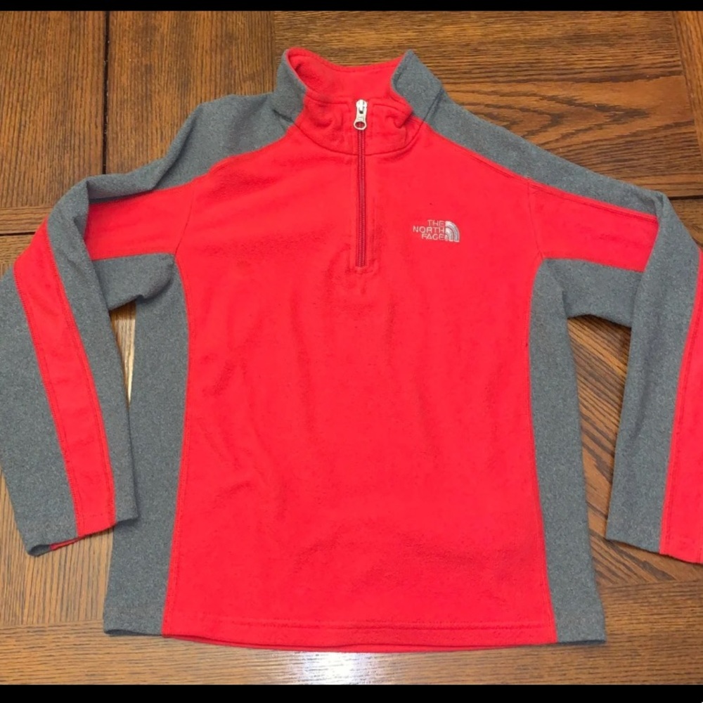 The North Face pullover size M
